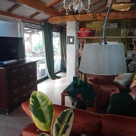 Rose Room 40M2 With Terrace 25M2 In Greeny Area For 4 Person Ljubljana Dış mekan fotoğraf